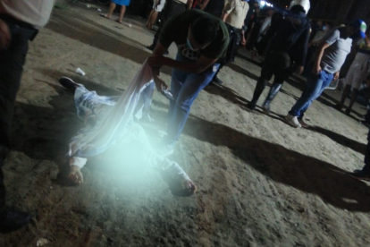 Los que rezaban fueron sorprendidos. Algunos no alcanzaron a salir corriendo.