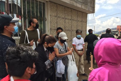 Paulina Tamayo se conmovió con las historias de los residentes.