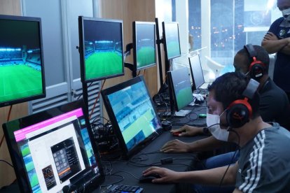 El trabajo de los ‘pitos’ tendrá una ayuda con la aplicación del VAR.