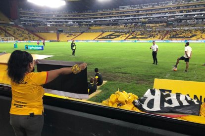 El técnico argentino respondió los buenos deseos de Glenda.