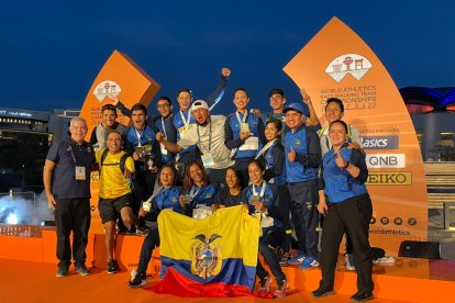 Los tricolores cosecharon tres medallas doradas. Dos por equipos en masculino y femenino.