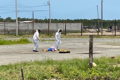 Uno de los cuerpos levantados en un sector del puerto orense.