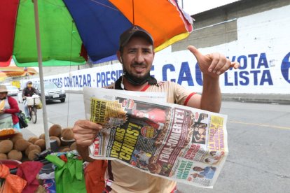 Jimmy Vera reparó el techo de su 'caleta' y duerme sequito, gracias a los $ 500 de la promo.