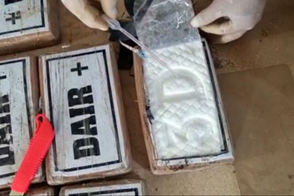 Los paquetes de droga estaban marcados con algunos nombres.