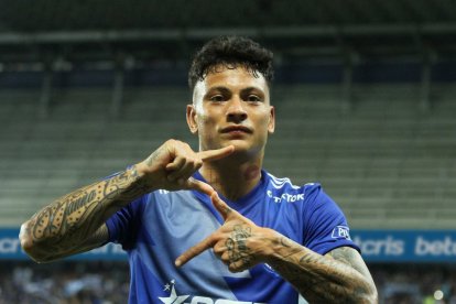 Alexis Zapata abrió el camino del triunfo del Bombillo.