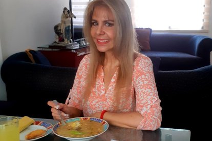 Silvana evita la fatiga por eso compra preparada la fanesca