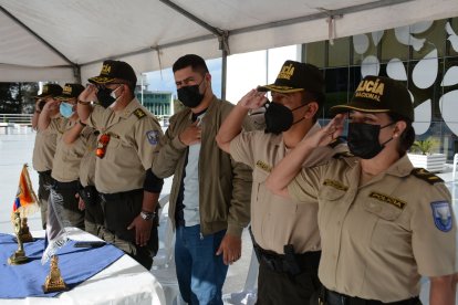En el Distrito Eugenio Espejo le hicieron un muy merecido homenaje.