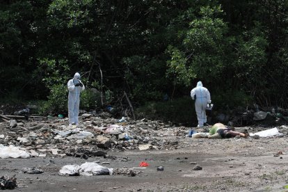 En el sector de Tres Bocas, en la Perimetral, fue hallado sin vida Harold Cobeña Quijije.