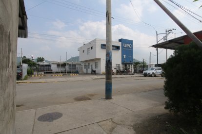 El callejón por el que escaparon los supuestos gatilleros está a pocos metros del UPC baleado.