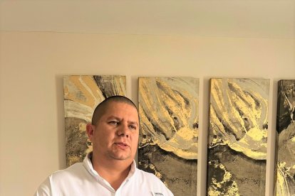 El exgobernador Sabando narró a EXTRA lo ocurrido en la tarde del sábado 30 de mayo en la boutique.