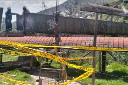 El puente fue retirado el sábado.