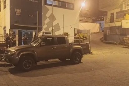 El policía  herido pudo avanzar hasta la UPC del barrio Santa Martha, donde fue auxiliado.