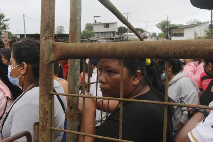 Allegados de los reos.