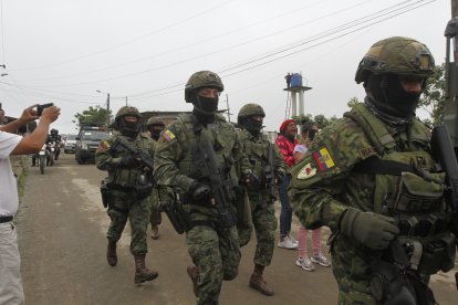 Hubo refuerzo militar en la cárcel.