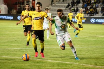 Barcelona empató 1-1 con Mushuc Runac en condición de visitante.