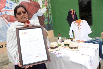 Los bordados fueron declarados Patrimonio del Ecuador en abril de 2021.