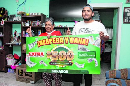 CLEMENCIA CÓNDOR, GANÓ EL PREMIO DE LA PROMOCIÓN 