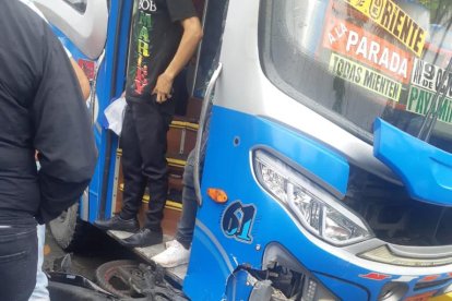 La moto y el bus se impactaron el pasado 3 de junio.
