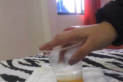 Hay clientes que piden a las chicas que incluso les hagan 'pipí' antes de las relaciones sexuales.