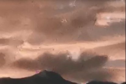 Estas luces extrañas fueron captadas por Huarte desde su casa..