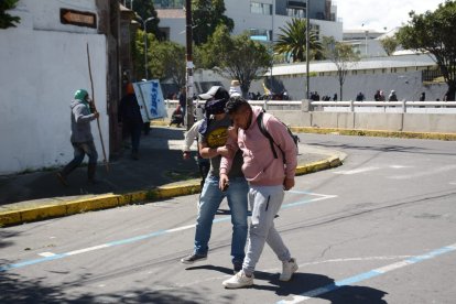 Hubo enfrentamientos en los exteriores de la institución educativa.