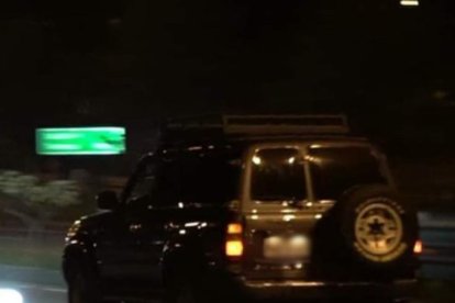 Estos vehículos fueron captados por la gente que estaba en la zona de la protesta.