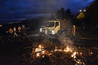 En este punto de Mejía se pedía dinero a cambio de dejar pasar.