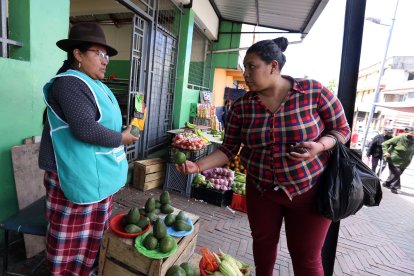 Caseras dicen que ya no hay clientes por la falta de  transporte.