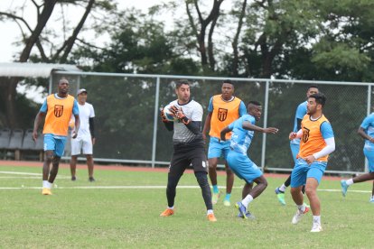 9 de Octubre jugará en condición de local en el estadio Los Chirijos de Milagro.