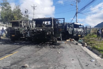 Un convoy militar fue atacado en San Antonio de Pichincha, hecho que las autoridades creen que estuvo planificado.