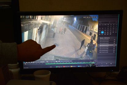 . La dueña de un hotel tiene videos de los actos vandálicos que se dieron en las afueras.