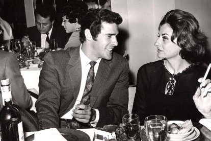 Andrés García, en una escena de la película Los Juniors, de 1969