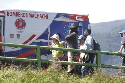 En ocasiones, la Cruz Roja  debía abrir las puertas de sus ambulancias para que les dejaran pasar los manifestantes.