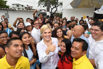 En diciembre de 2018, el Partido Social Cristiano y Madera de Guerrero inscribieron oficialmente la candidatura de Viteri.