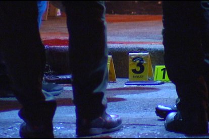 En el sitio quedó el arma que utilizaba el pillo.