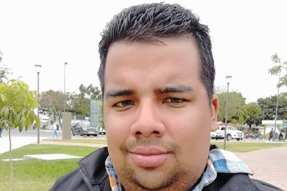 Seis 'pepazos' le 'pegaron a un comunicador en Manabí.