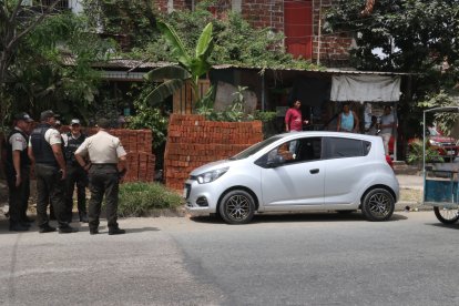 El segundo vehículo robado fue localizado en Pascuales.
