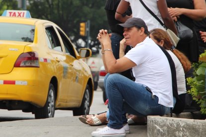 El padre de Joffre Coronel contó que su hijo protegió a sus niños de las balas.