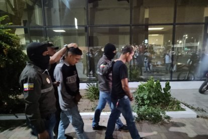 Un detenido habría comentado ciertos detalles del hecho. El otro se 'hizo mudo'.