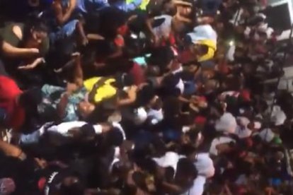 A inicios de 2021, la calle 8 fue noticia, pues en plena pandemia movieron el esqueleto 
sin mascarilla y distanciamiento.