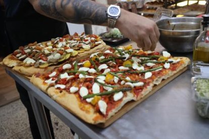 Al finalizar la preparación debes agregarle un chorrito de vinagre balsámico.