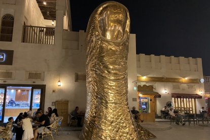 Le Pouce, o mejor conocido como El Pulgar, es una estructura de 12 metros de alto, el sitio ideal para la foto