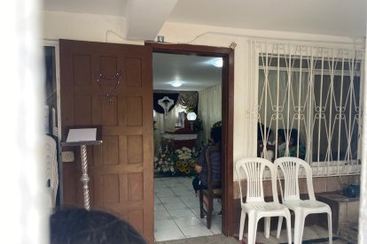 La madre de familia fue velada en la vivienda donde residía.