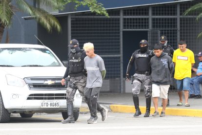 Agentes capturaron a 10 sujetos, uno de ellos es menor de edad.