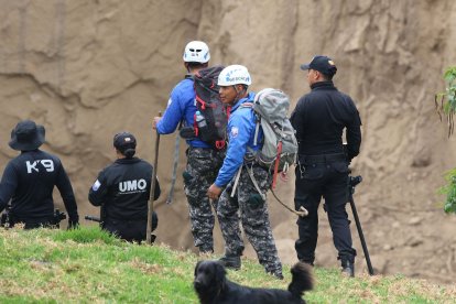 Las tareas de búsqueda de la abogada se realizaron en los alrededores de la Escuela Superior de Policía, al norte de Quito.