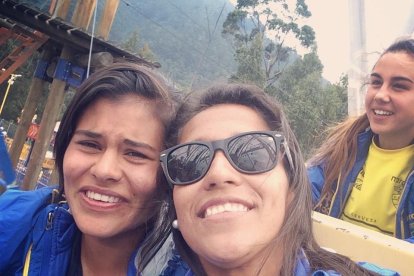 Andrea Vera e Irene Tobar, son bien amigas y compañeras de profesión.