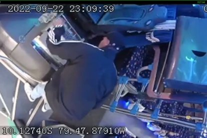 El otro pillo se lleva la plata.