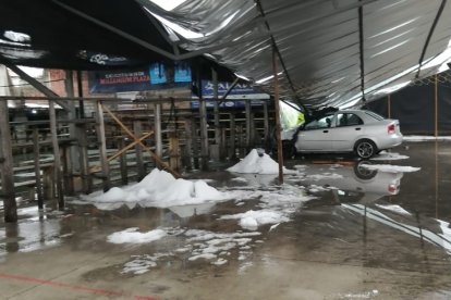 La granizada cayó en la noche.