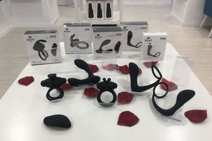 Estos son algunos juguetes eróticos para hombres. Muchos son saludables para la próstata, también sirven para tratar algunos niveles de disfunción eréctil.