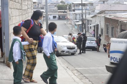 Las clases fueron suspendidas. Los niños estaban asustados.